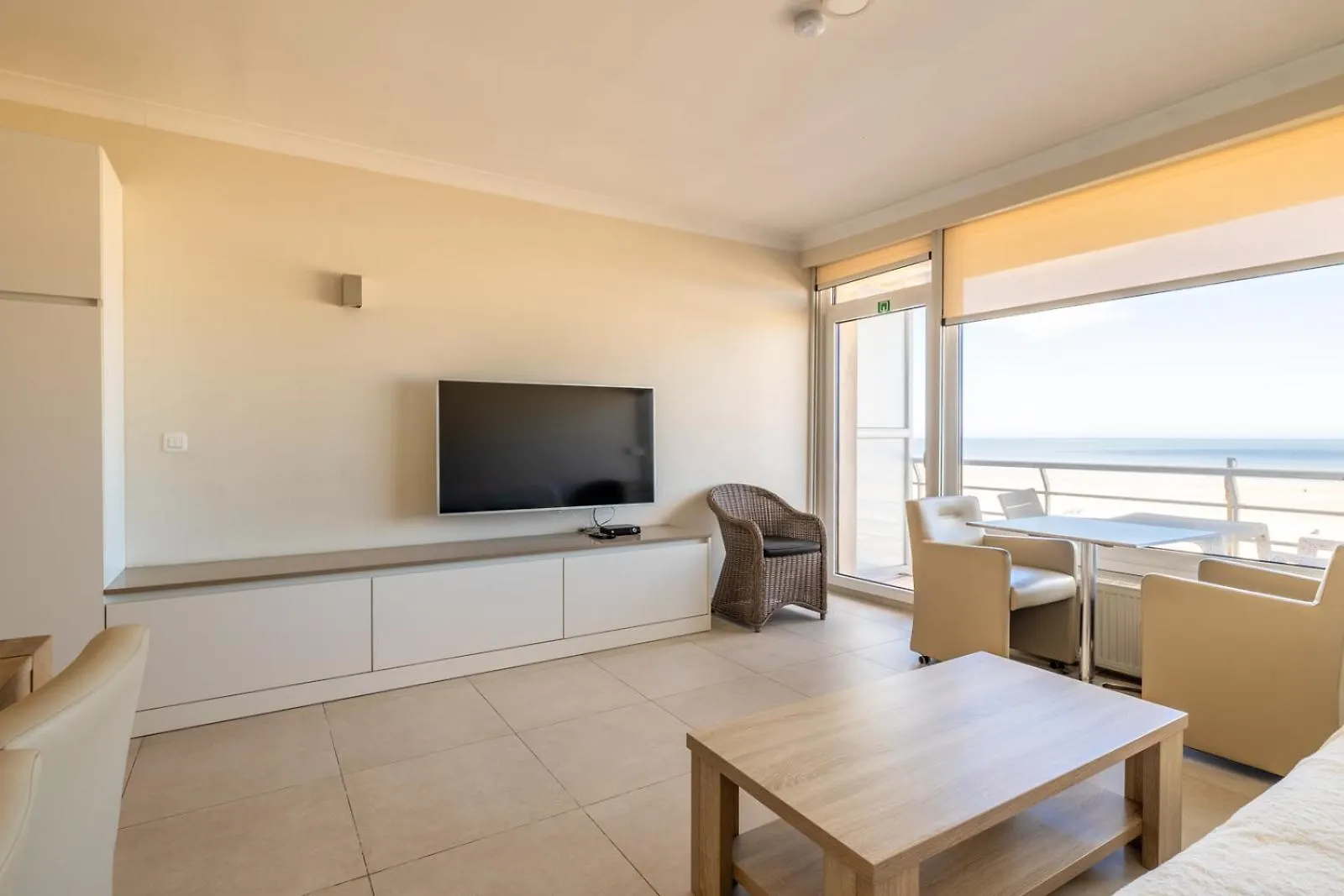 Modern Family Apartment With Amazing Seaview And Infrared Sauna T52 Ostend